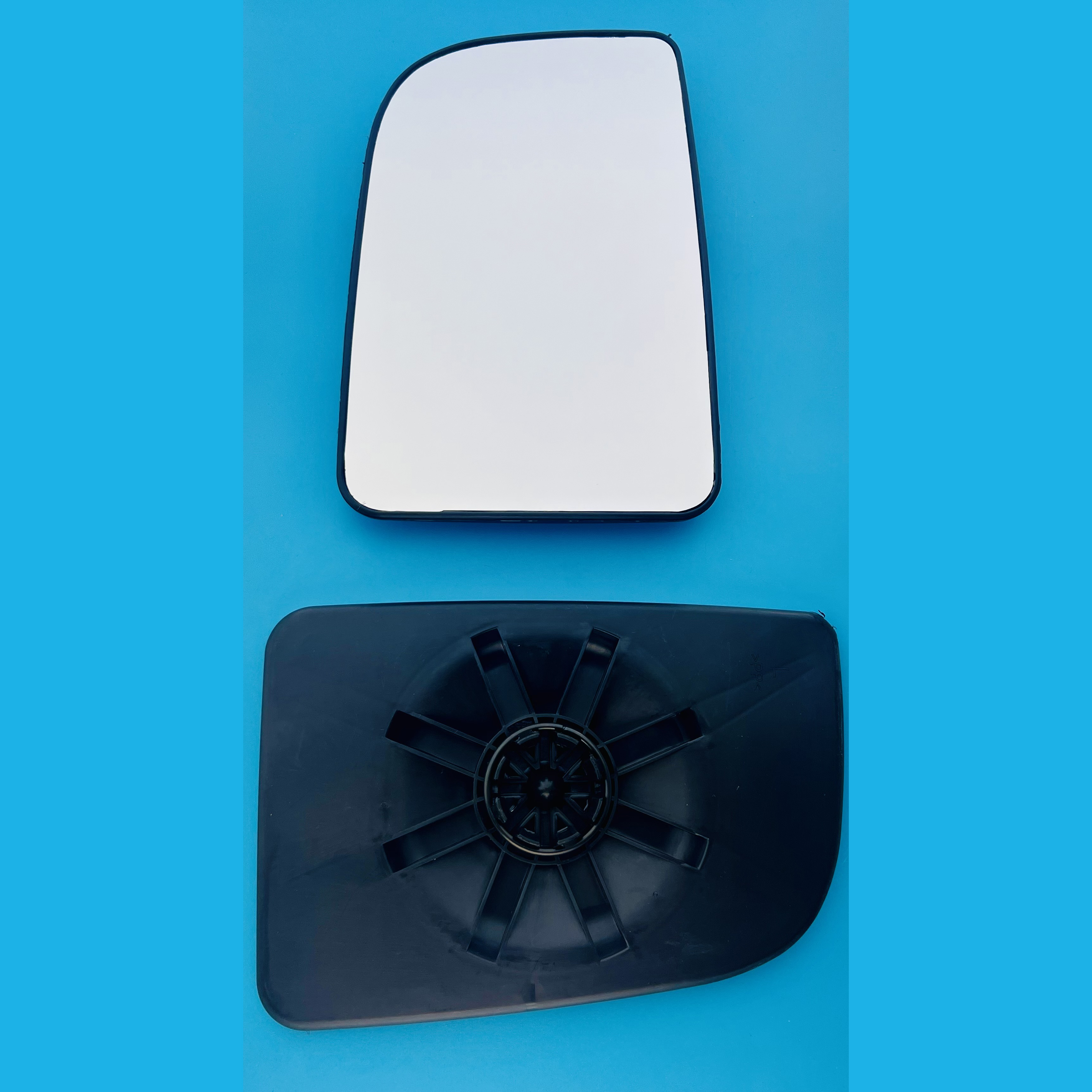 Mercedes Sprinter 2018 - 2024 Clip on Wing Mirror Glass
